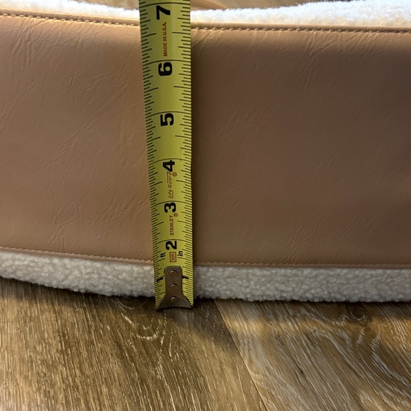 Universal Thread Faux Fur/Sherpa Cream Weekender Bag NWT - Picture 13 of 16